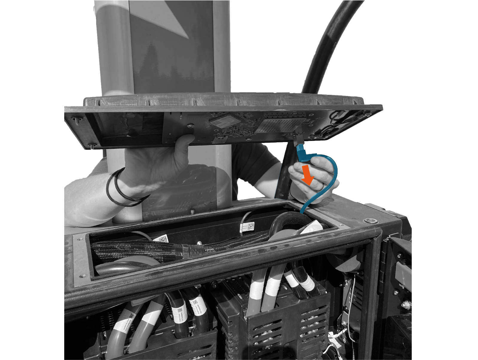 Technical illustration depicts the procedural step.